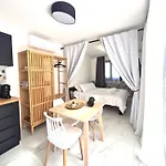 מלון דירות Grand Relax