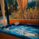 Grand Relax דיאקופטו