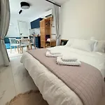 מלון דירות Grand Relax 4*