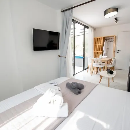 Aparthotel Grand Relax Diakopto