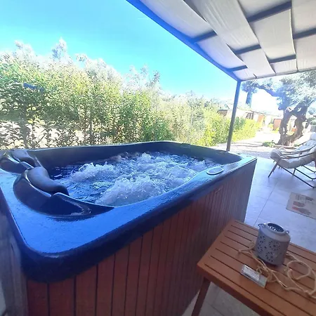 Grand Relax Aparthotel 4*